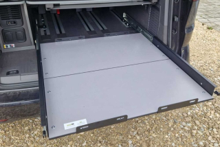 Zadní výsuv 950 mm pro Volkswagen California T7 s bateriovým modulem